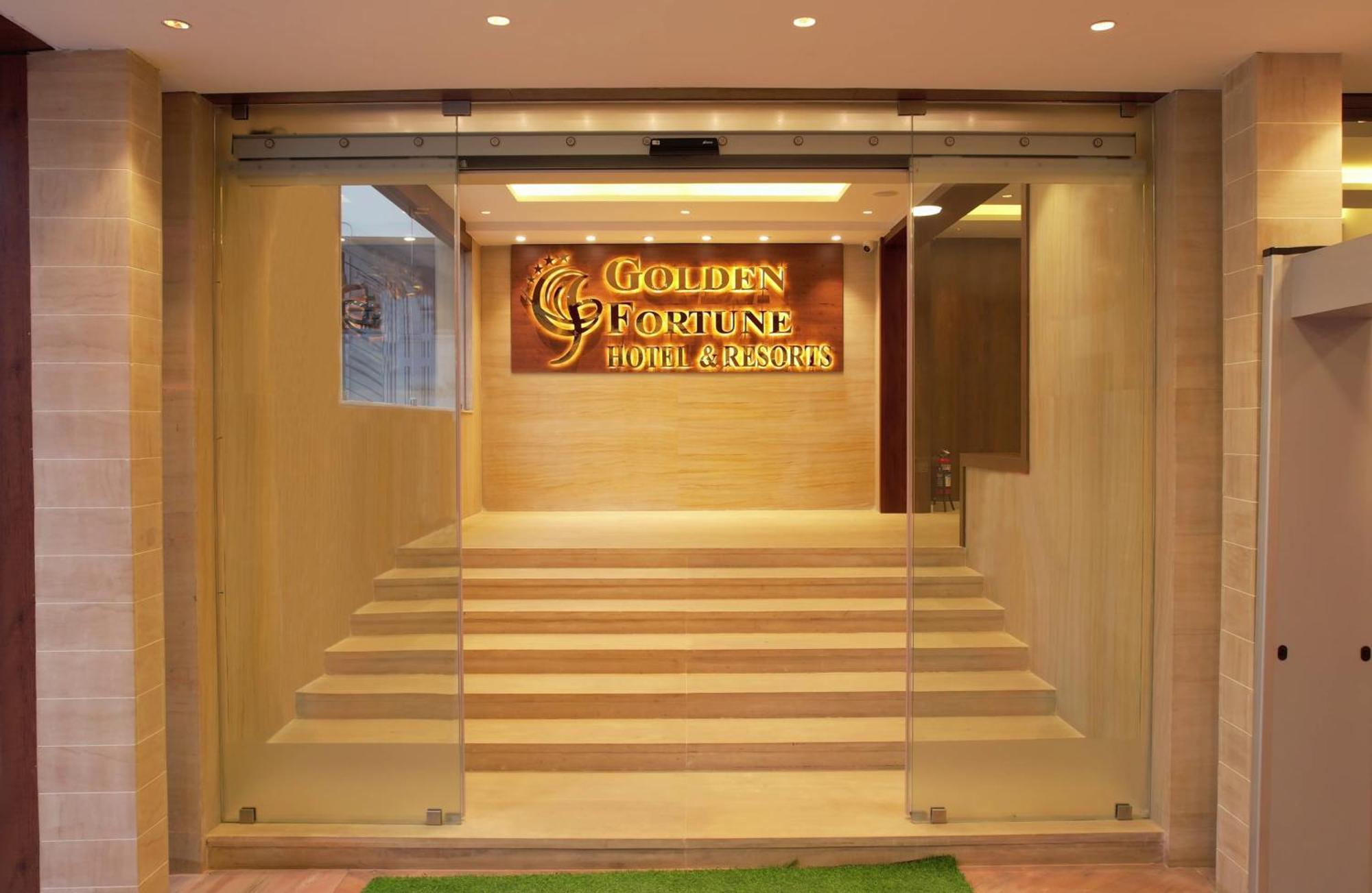 Golden Fortune Inn Hotel Bangalore Buitenkant foto