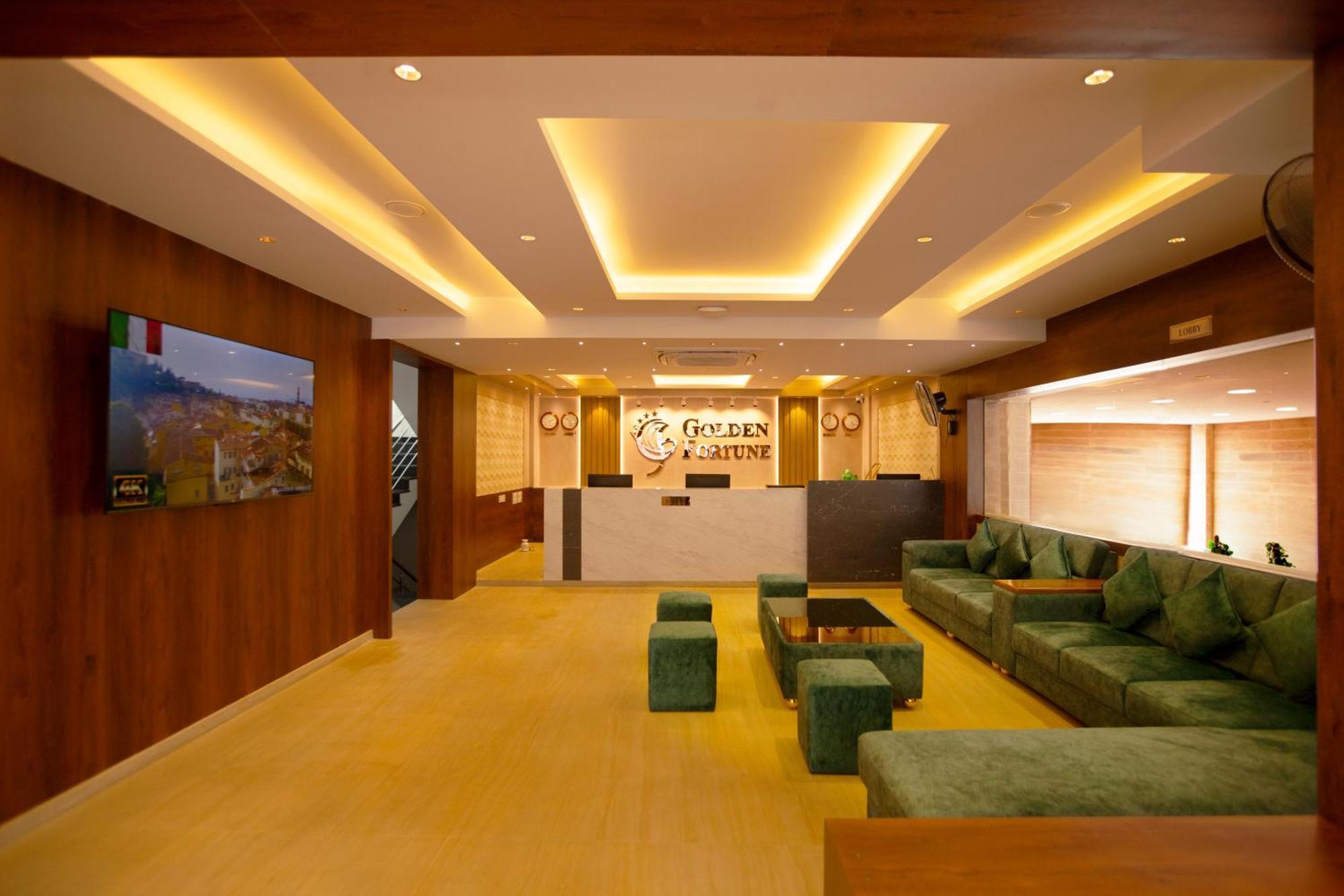 Golden Fortune Inn Hotel Bangalore Buitenkant foto